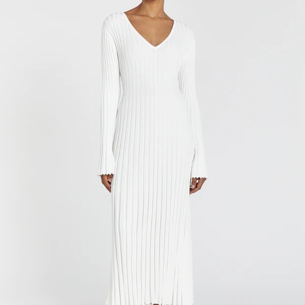 DISSH REIGN WHITE SLEEVED KNIT MIDI DRESS